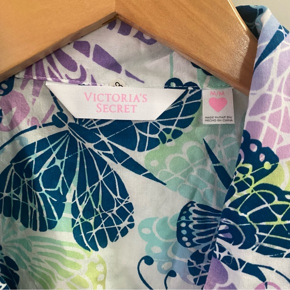 Victoria’s Secret Medium Butterfly Pattern Button Down Pajama Top Pocket Mature - Picture 2 of 12